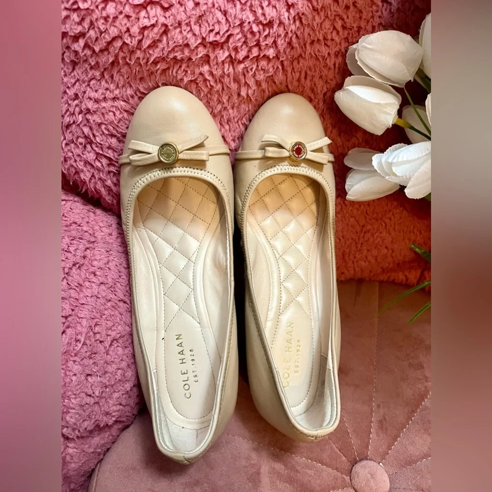 💖 Pre-Loved sandal close toe size 6 color nude - Picture 7 of 9